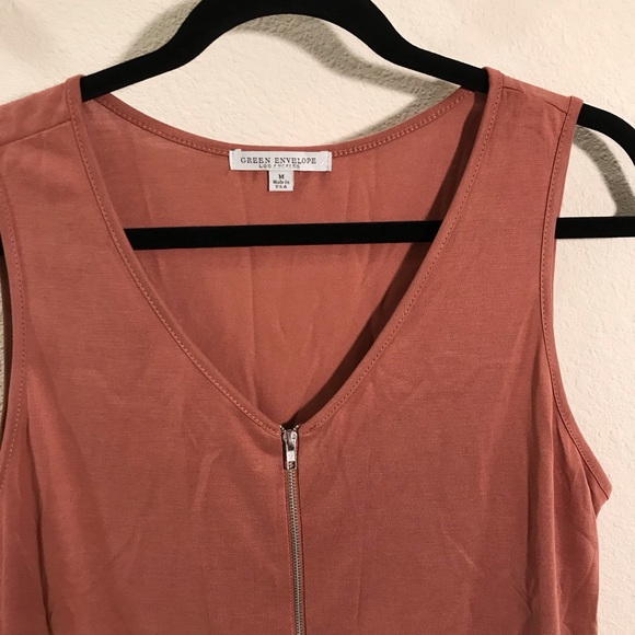 Green Envelope | Like new tank top sz med - Picture 2 of 4